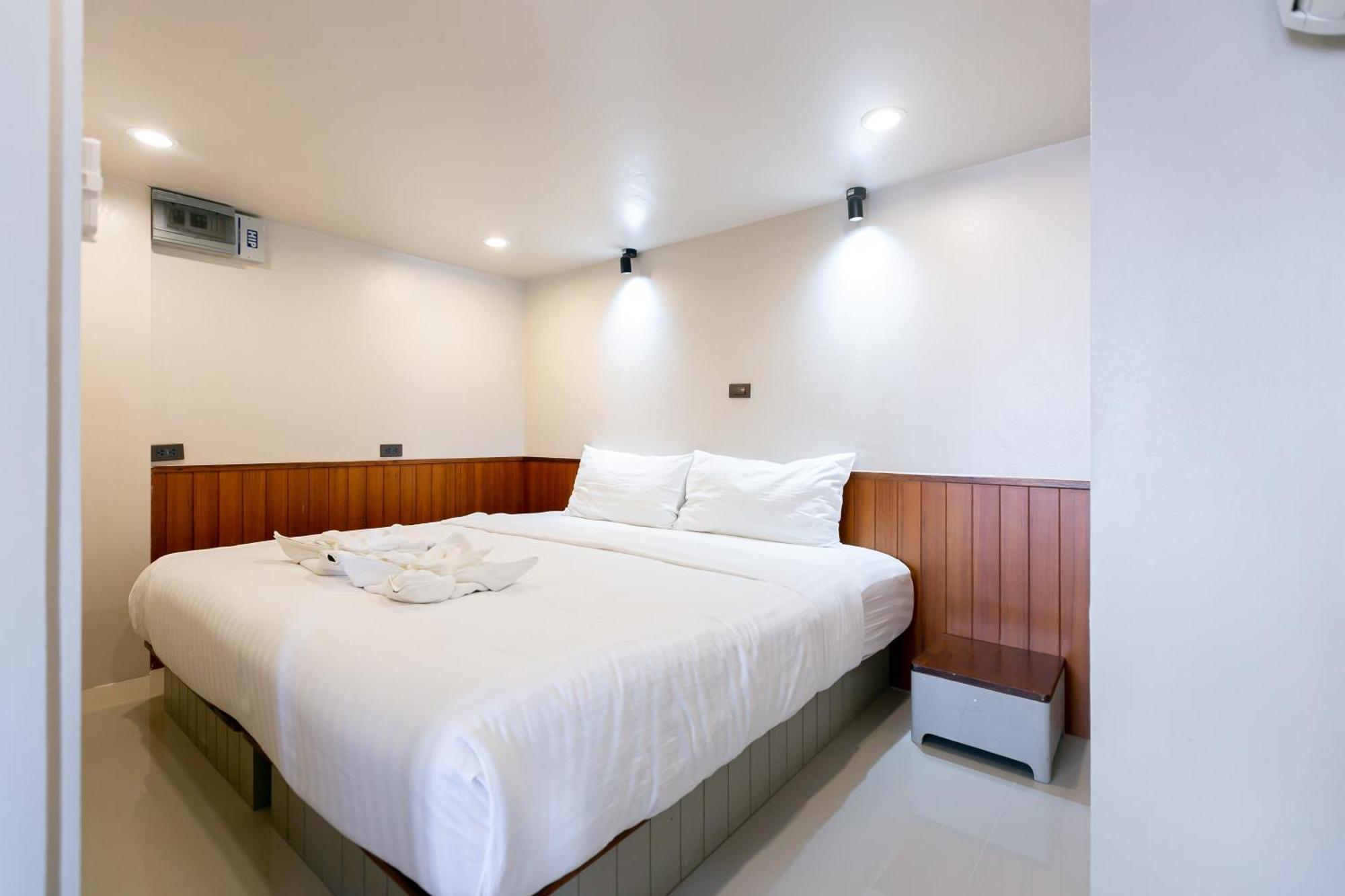 A Room Bangkok Sathorn Esterno foto