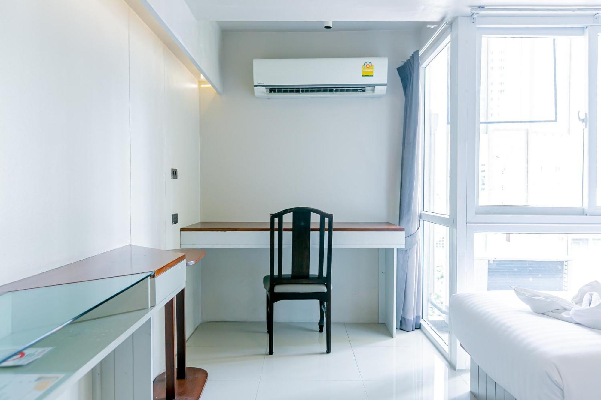 A Room Bangkok Sathorn Esterno foto