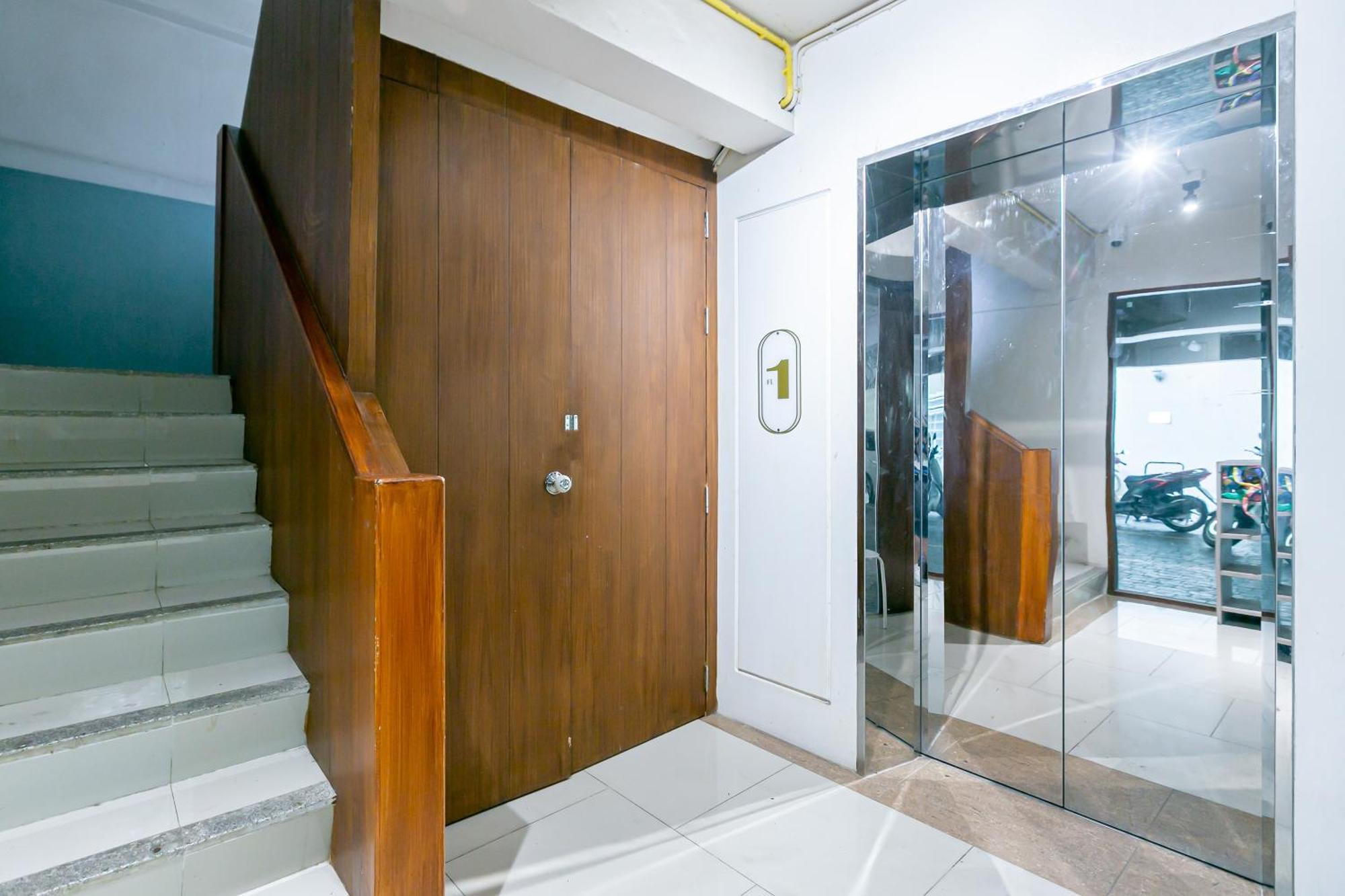 A Room Bangkok Sathorn Esterno foto